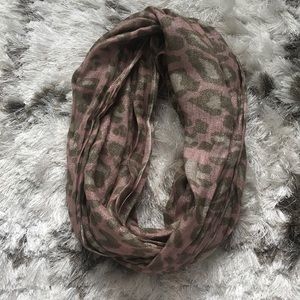 Infinity scarf